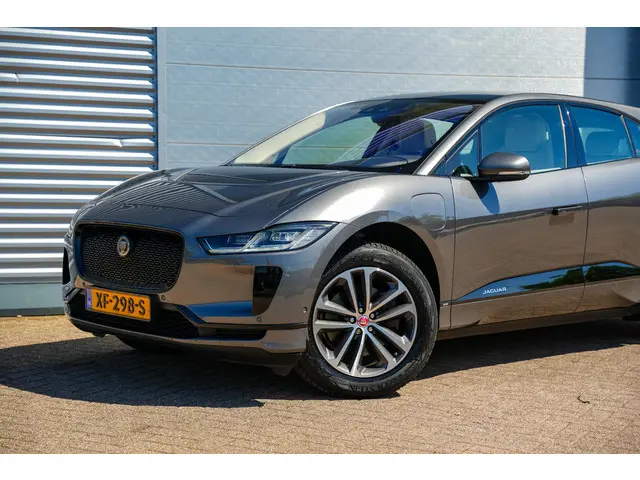 Jaguar I-PACE EV400 SE 90 kWh 2018 Elektrisch 28
