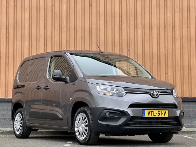 Toyota ProAce CITY 1.2 Turbo Live 2023 Benzine 3