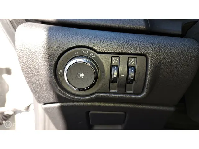 Opel Astra 1.4 Turbo Business + 2013 Benzine 22