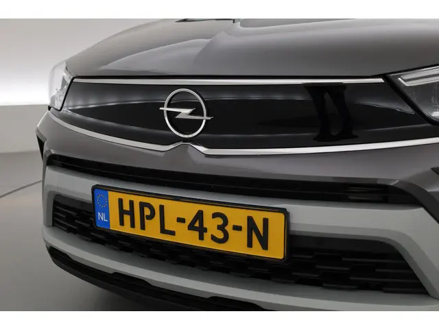 Opel Crossland 1.2 Turbo Elegance 2024 Benzine 25
