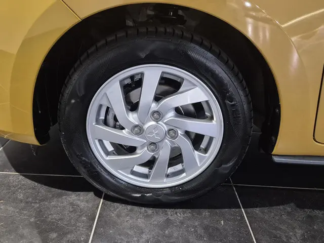 Mitsubishi Space Star 1.2 Nova 2020 Benzine 23