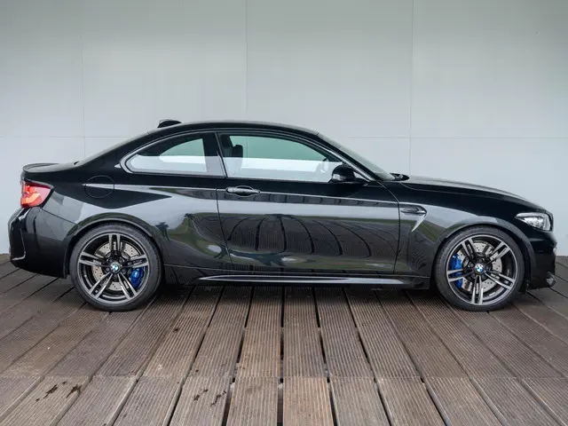 BMW M2 Coupé 2020 Benzine 4