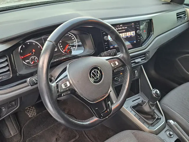 Volkswagen Polo 1.0 TSI Comfortline 2021 Benzine 5