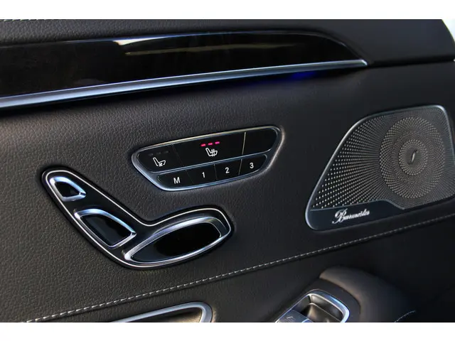 Mercedes-Benz S-Klasse 500 Lang 2014 Benzine 53