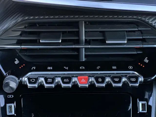 Peugeot e-2008 EV GT 50 kWh 2021 Elektrisch 22