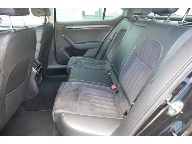 Škoda Superb 1.5 TSI ACT Business Edition 2020 Benzine 18