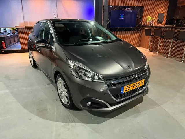 Peugeot 208 1.2 PureTech | Signature |NAP | 2019 Benzine 5