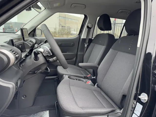 Hyundai Inster Evolve 49 kWh 2025 Elektrisch 9