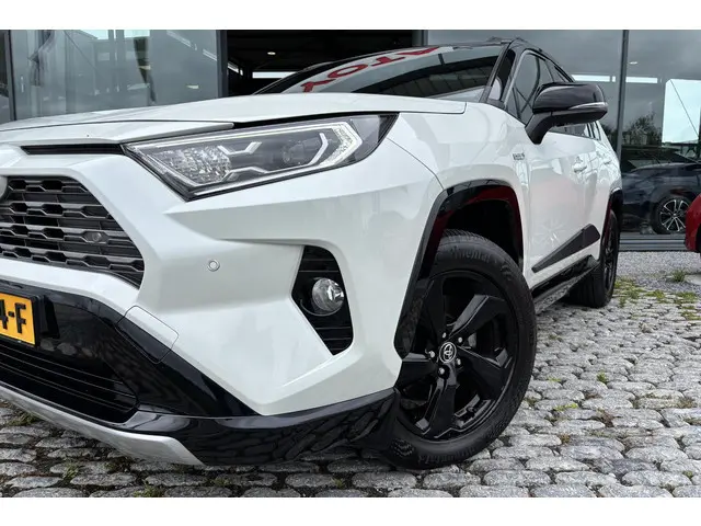 Toyota RAV4 2.5 Hybrid AWD Bi-Tone 2019 Hybride Benzine 6