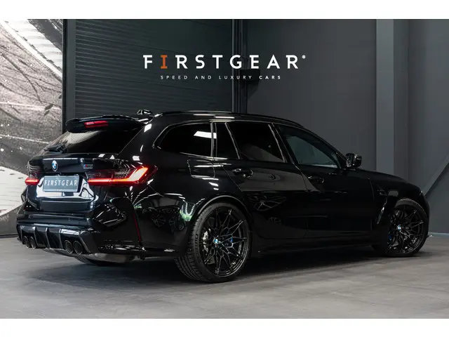 BMW M3 Touring xDrive Competition 2024 Benzine 2