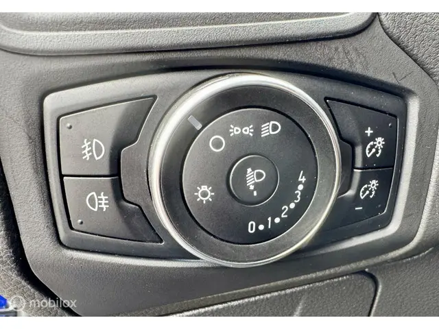 Ford Focus Wagon 1.0 Lease Edition 2017 Benzine 26