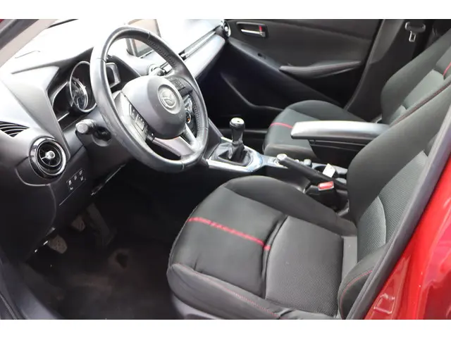 Mazda 2 1.5 Skyactiv-G GT-M 2015 Benzine 21