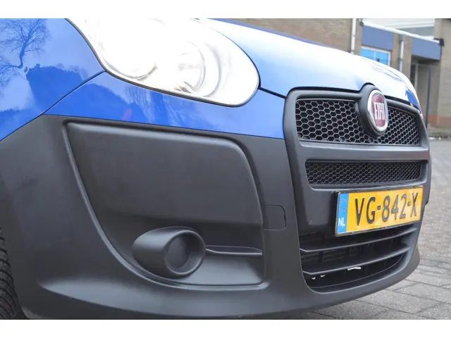 Fiat Doblò Cargo 1.3 MultiJet Actual 2014 Diesel 20