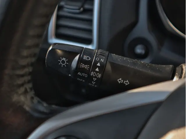 Mitsubishi ASX 1.6 Cleartec Intense 2015 Benzine 12