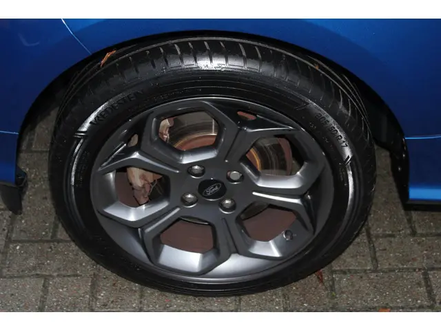 Ford EcoSport 1.0 EcoBoost ST-Line 2018 Benzine 29