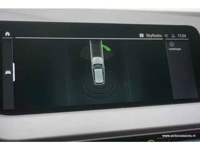 BMW 1 Serie 118i Exec 2020 Benzine 20