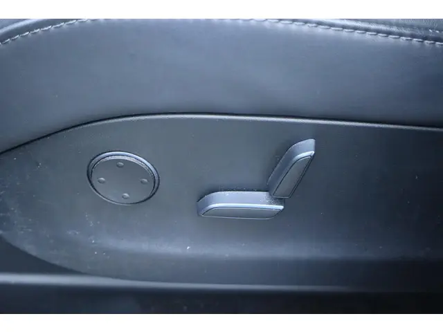 Tesla Model X 75D Base 7p. 2018 Elektrisch 26
