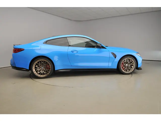 BMW M4 CS Coupé 2025 Benzine 4