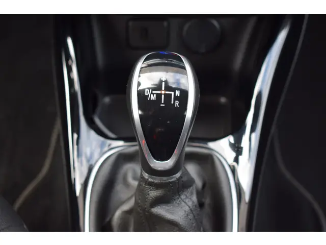 Opel Corsa 1.4 Automaat Online Edition 2019 Benzine 28