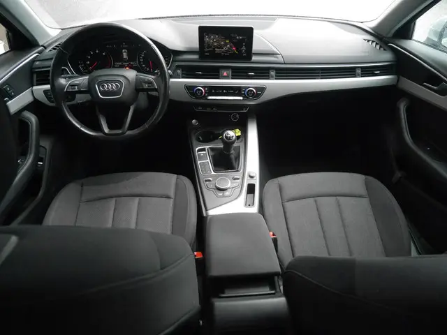 Audi A4 Avant 1.4 TFSI Pro Line 2016 Benzine 6