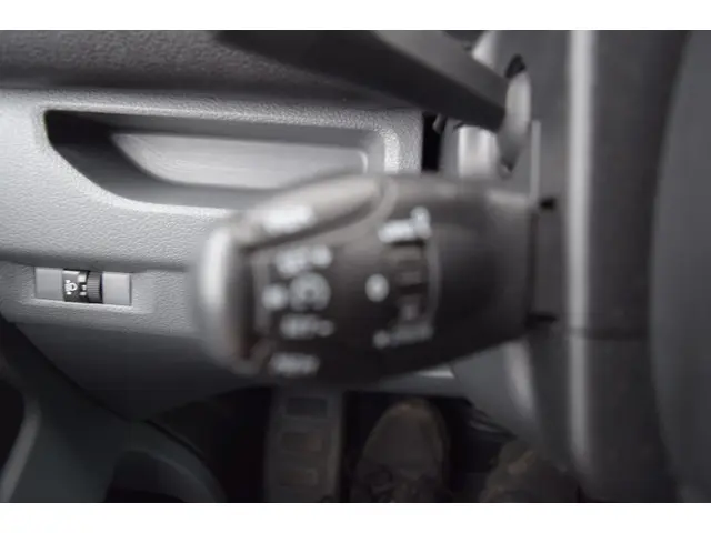 Opel Vivaro 1.5 CDTI L2H1 Innovation 2021 Diesel 13