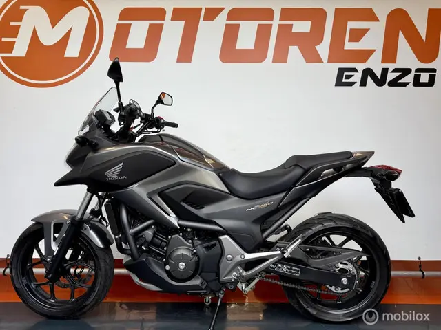 Honda NC 750 750X DCT C-ABS 2015 Benzine