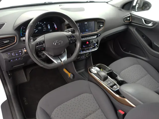 Hyundai IONIQ 2