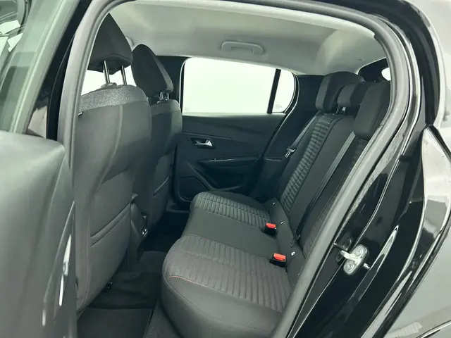 Peugeot e-208 EV Active 50 kWh 2023 Elektrisch 26