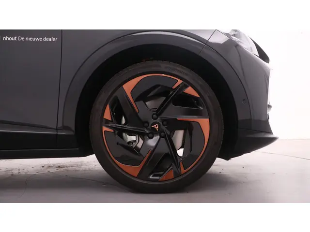 CUPRA Tavascan Adrenaline 82 kWh 2025 Elektrisch 11