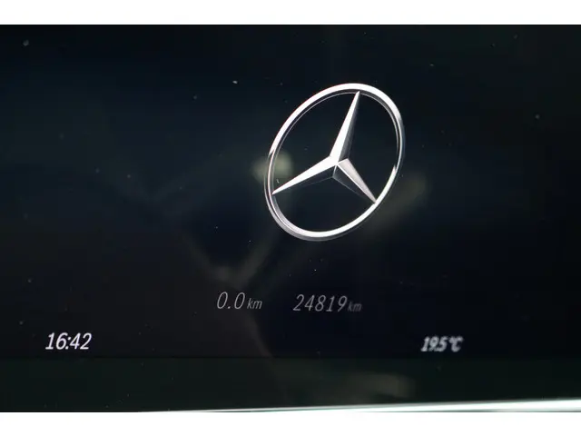 Mercedes-Benz EQE 300 AMG Line 89 kWh | 2024 Elektrisch 24