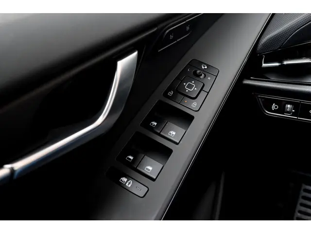 Kia Niro EV ExecutiveLine 64.8 kWh | 2024 Elektrisch 14