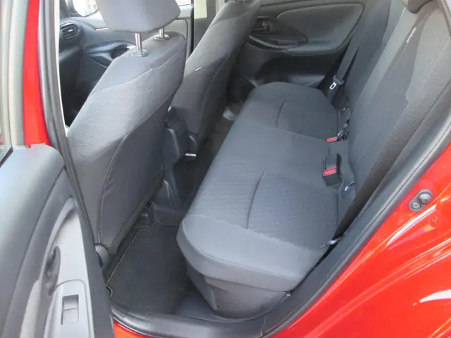 Toyota Yaris 1.5 Hybrid Dynamic 2022 Hybride Benzine 17
