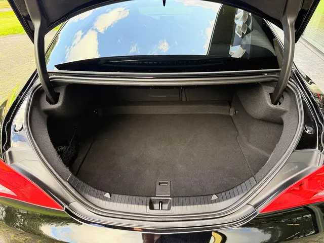 Mercedes-Benz CLA 180 Ambition 2013 Benzine 12