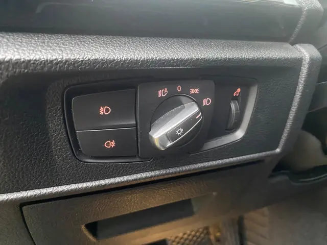 BMW 1 Serie 116i AUTOMAAT. LEDER 2013 Benzine 46