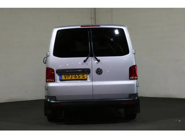 Volkswagen Transporter 2.0 TDI L1 H1 Airco 2022 Diesel 8