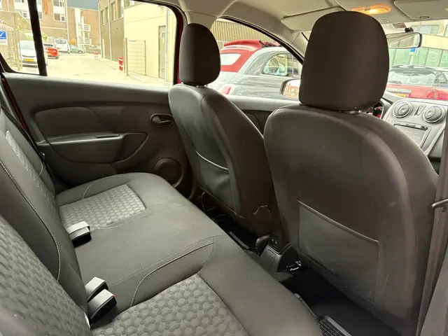 Dacia Logan MCV 0.9 TCe Prestige 2015 Benzine 7