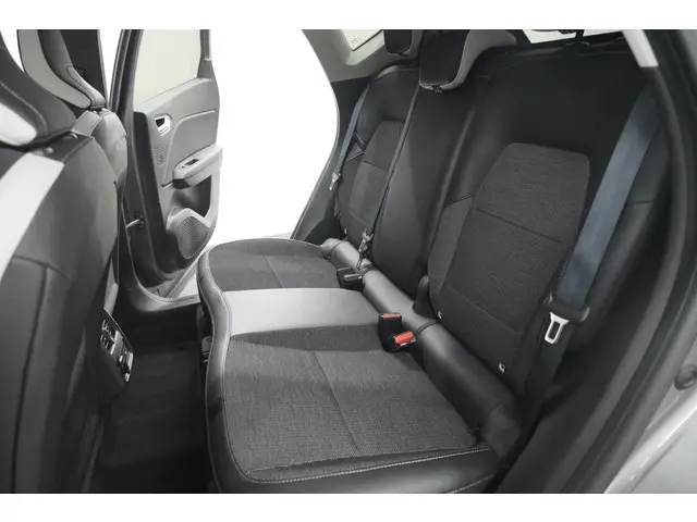 Renault Captur TCe 100 Intens 2020 Benzine 34