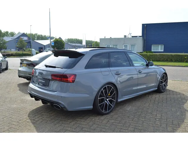 Audi RS6 4.0 TFSI 722PK Quattro 2017 Benzine 4
