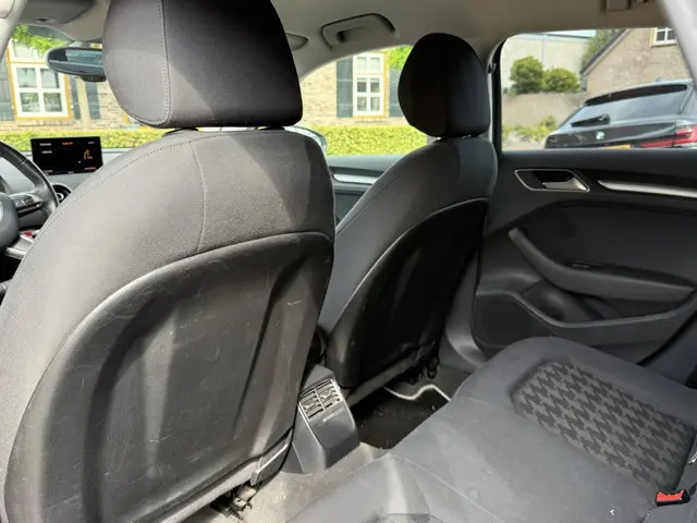 Audi A3 Sportback 1.6 TDI ULTRA EDITION 2013 Diesel 11