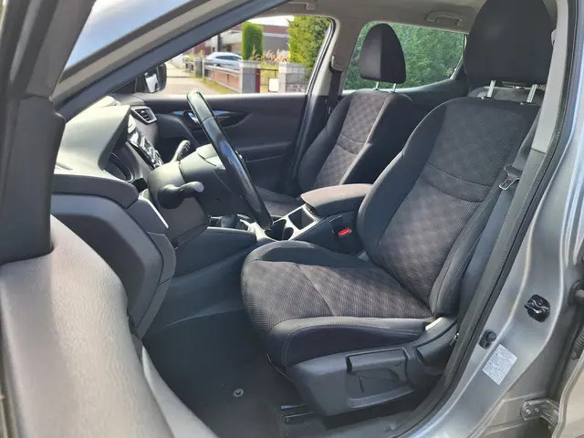 Nissan QASHQAI 1.2 Acenta 2014 Benzine 11