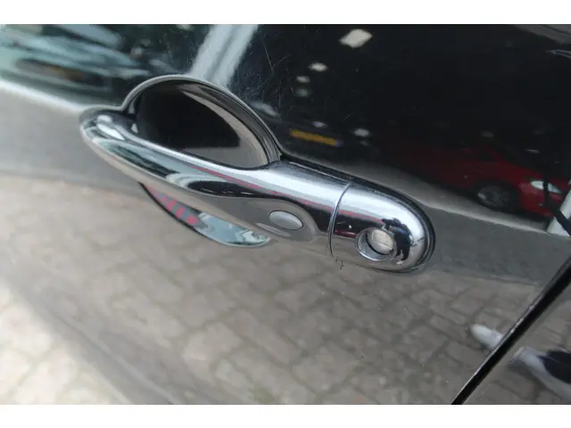 Renault Clio Estate 1.2 TCe Intens 2017 Benzine 12