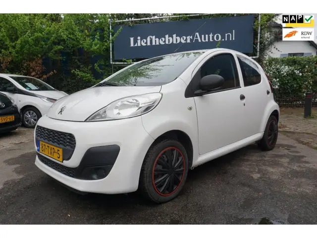 Peugeot 107 1.0 Access Accent / Airco / NAP / 2012 Benzine