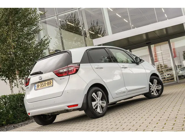 Honda Jazz 1.5i e:HEV EXECUTIVE 2021 Hybride Benzine 30