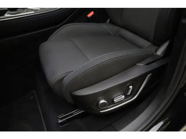 Lynk & Co 01 1.5 2023 Hybride Benzine 20