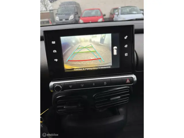 Citroën C4 Cactus 1.2 e-THP Shine 2014 Benzine 19
