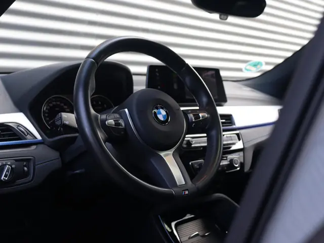 BMW X2 sDrive18i 2022 Benzine 14