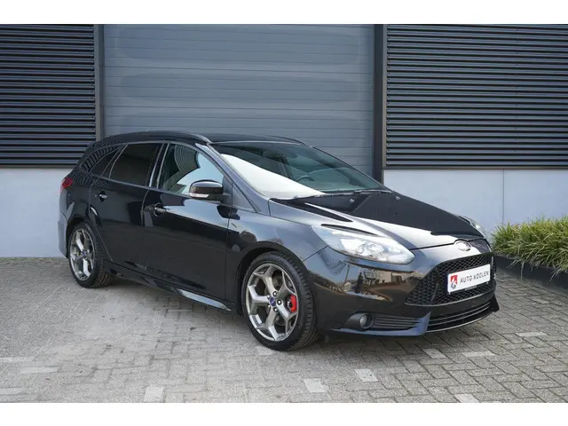Ford Focus Wagon 2.0 EcoBoost ST-3 2014 Benzine 13