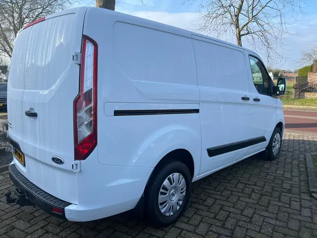 Ford Transit Custom 300 2.0 TDCI L1H1 Trend 2019 Diesel 8