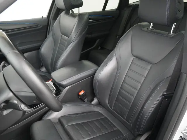 BMW iX3 High Executive 80 kWh 2022 Elektrisch 4