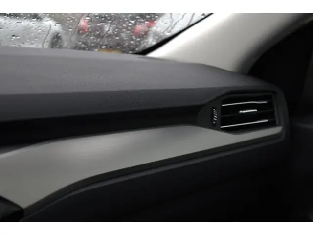 Ford Kuga 2.5 FHEV Titanium 2023 Hybride Benzine 30